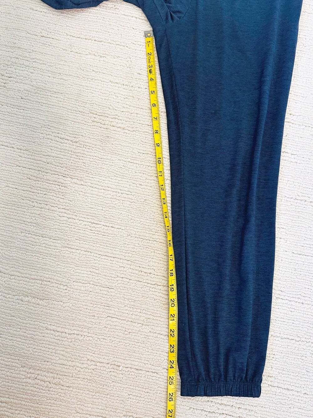 VUORI Lux Size M Navy Blue Jogger Jumpsuit Athleisure Travel Comfy - Picture 11 of 14